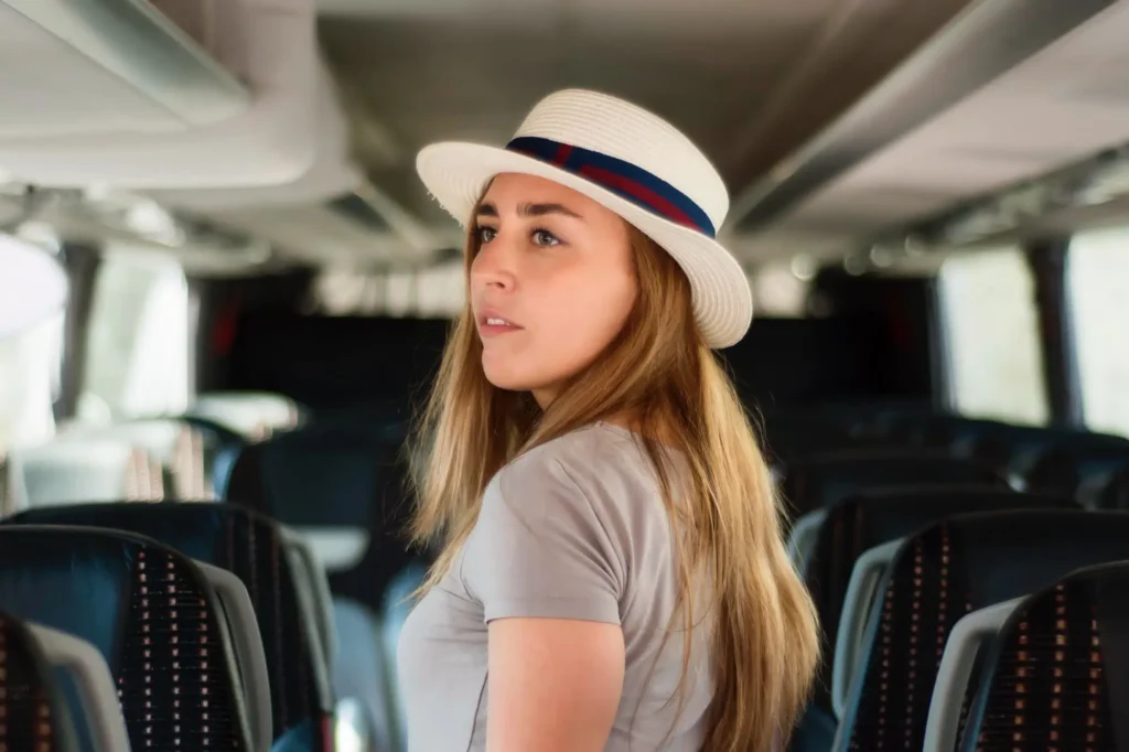 logistyka eventu z noclegiem - transport dla firm w Starym Kamionku